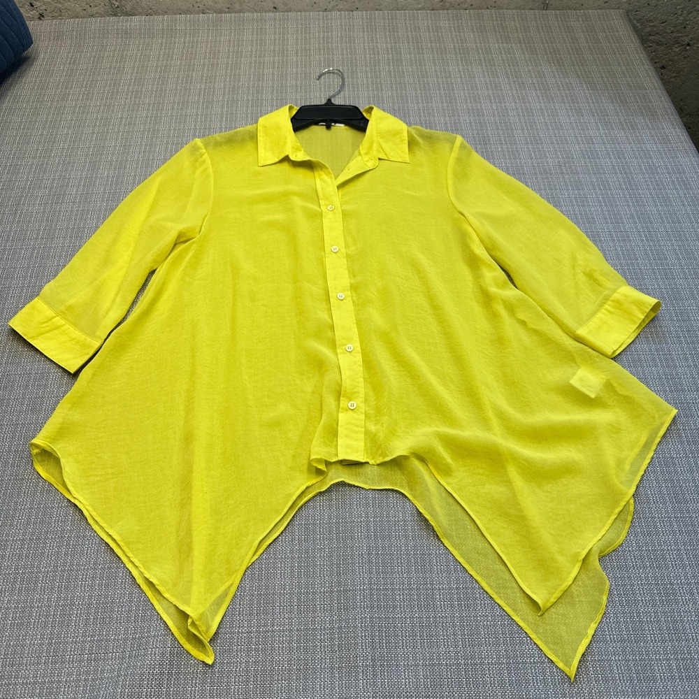 COMO‎ Sheer Button Down Top Small Oversize Sharkbite Hem Blouse Yellow Layering